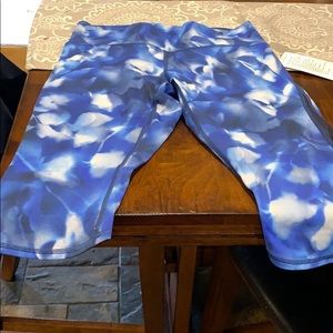 Luluemon Train Times Crop